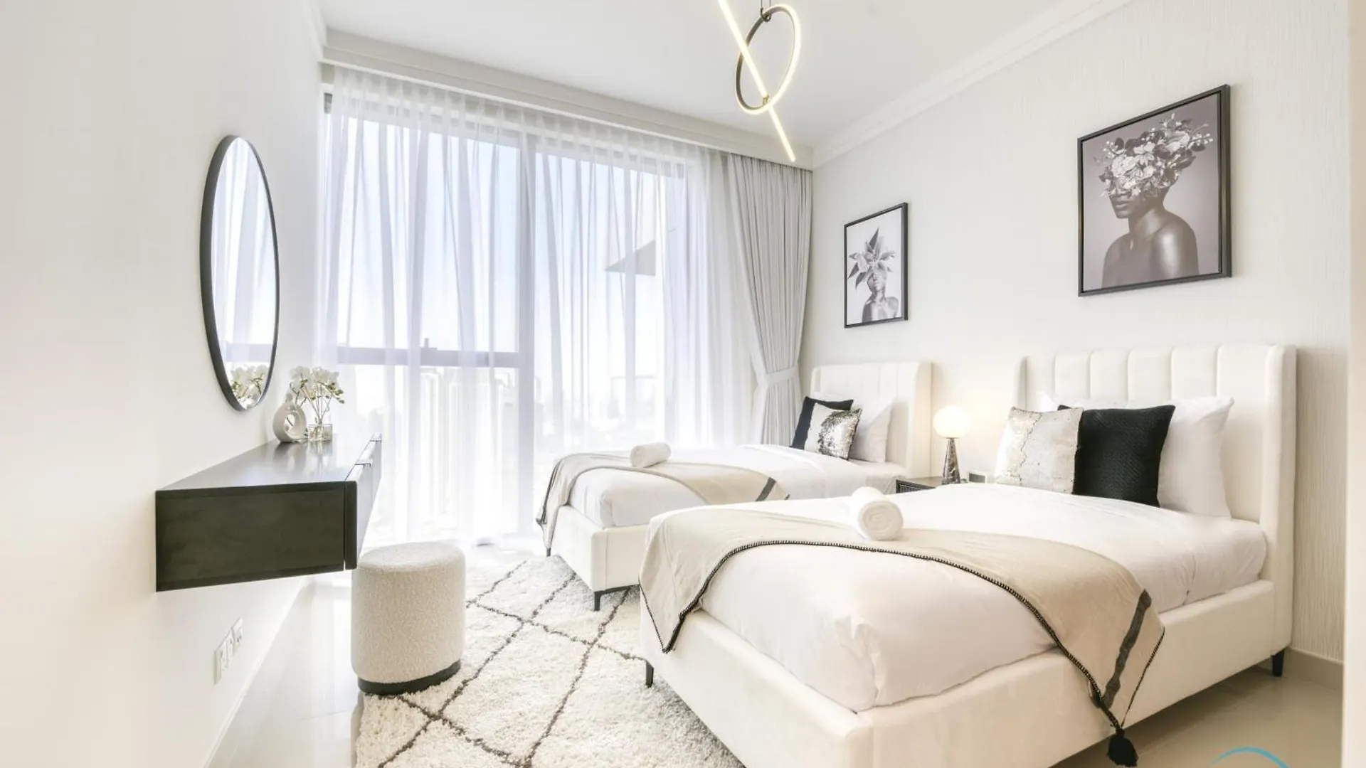 Luxurious 2Br Apartment At Boulevard Point Downtown Dubai By Deluxe Holiday Homes 0*,  United Arab Emirates