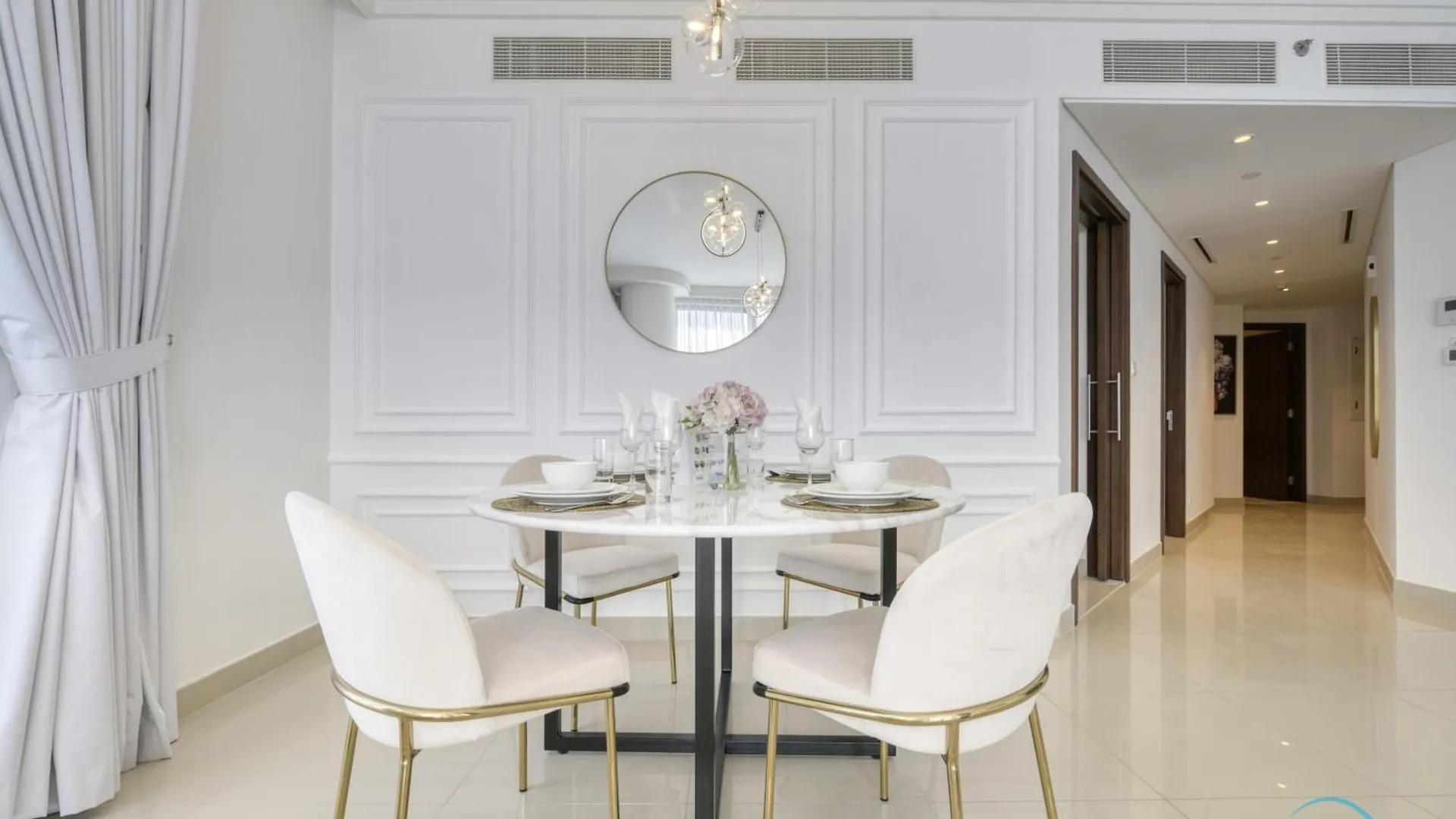 Luxurious 2Br Apartment At Boulevard Point Downtown Dubai By Deluxe Holiday Homes United Arab Emirates