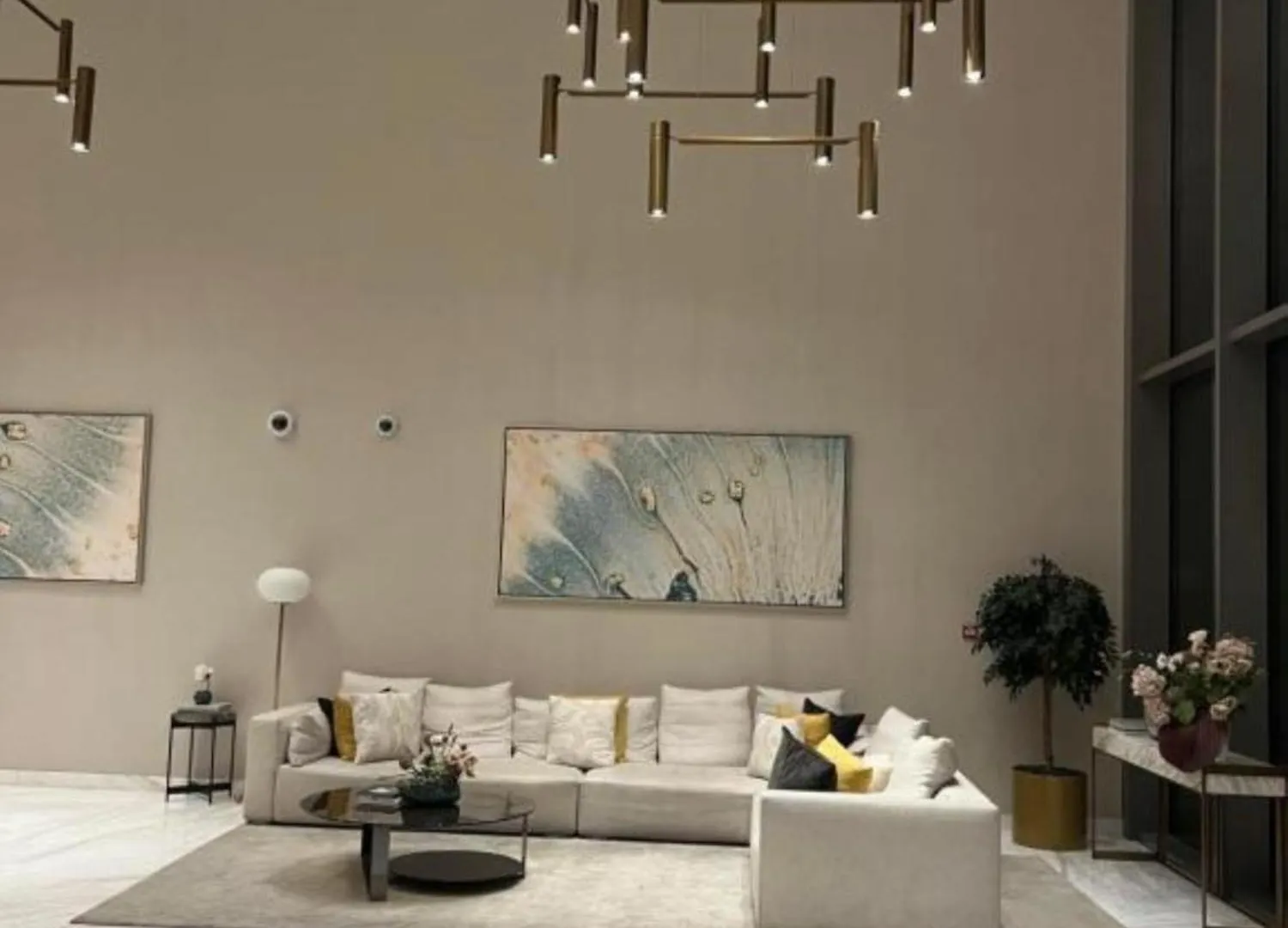 Luxurious 2Br Apartment At Boulevard Point Downtown Dubai By Deluxe Holiday Homes