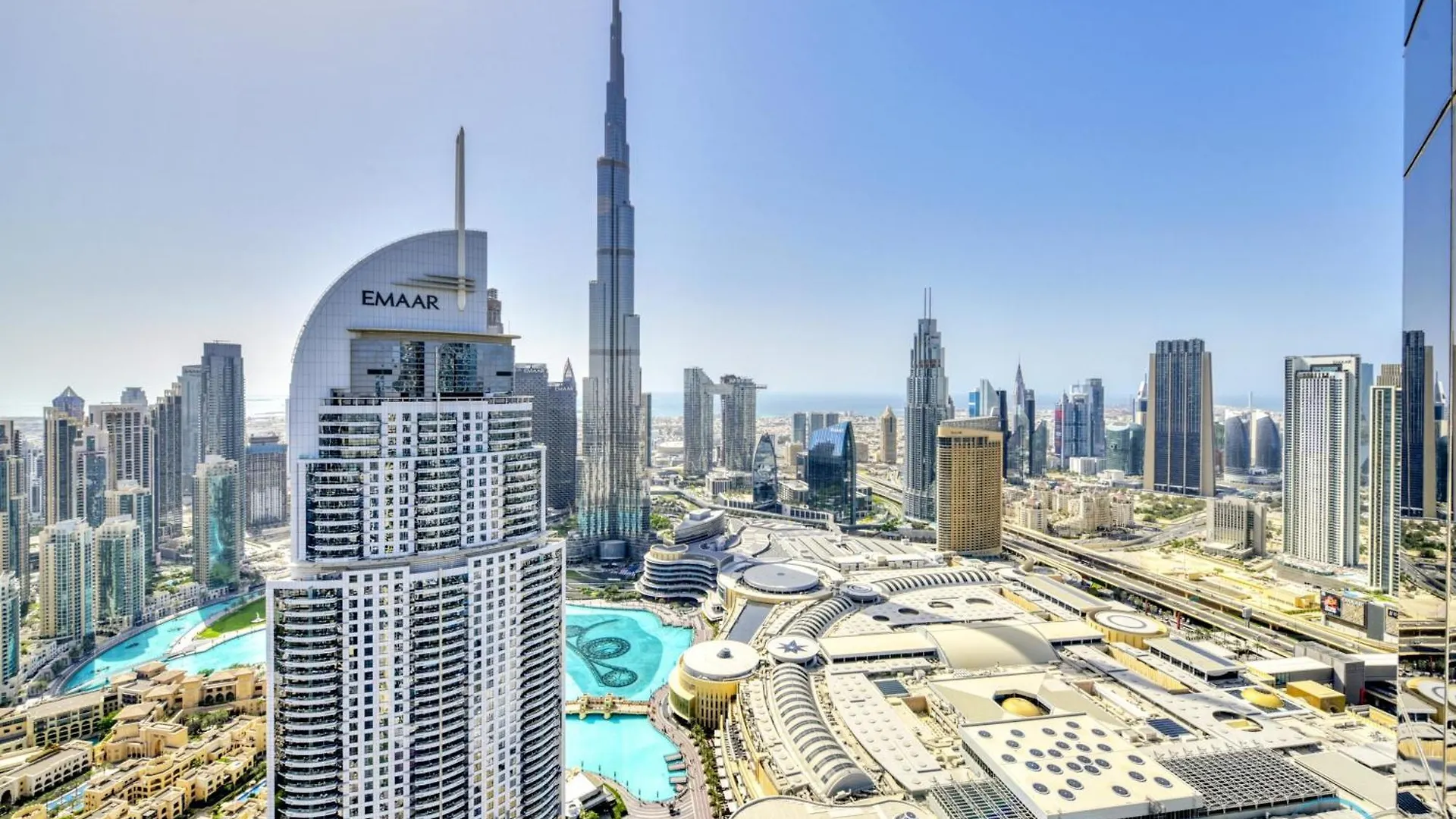 Luxurious 2Br Apartment At Boulevard Point Downtown Dubai By Deluxe Holiday Homes
